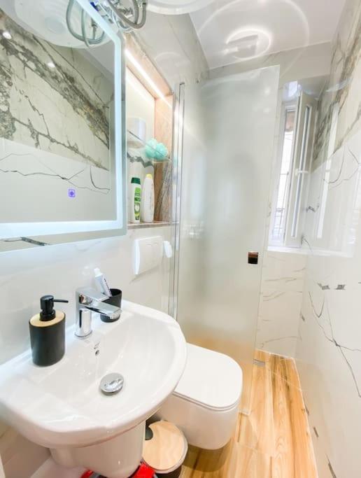 City Center 14 - Tirana Way Apartments 외부 사진